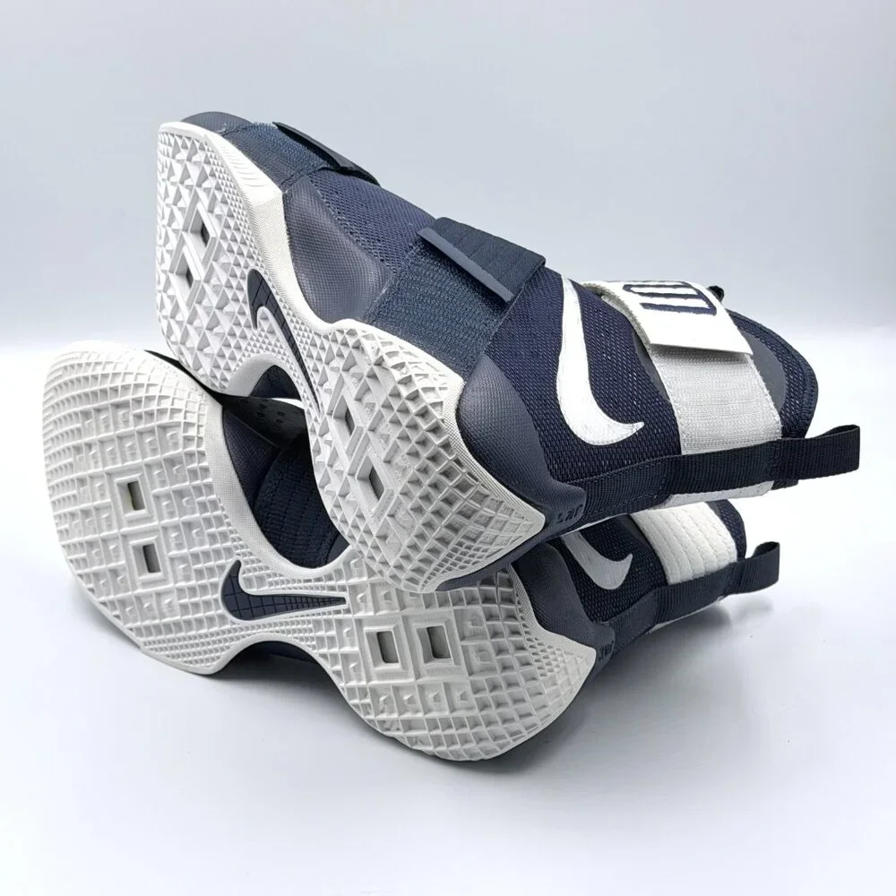Nike Zoom LeBron Soldier 10 SFG